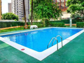 CON AIRE ACOND, PARKING, PISCINA Y JARDIN Apts Alhambra en Playa Levante